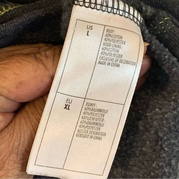 Disney Aladdin Sweatshirt Hoodie Zip Up Dark Gray Sz Large Gorgeous - Picture 5 of 5